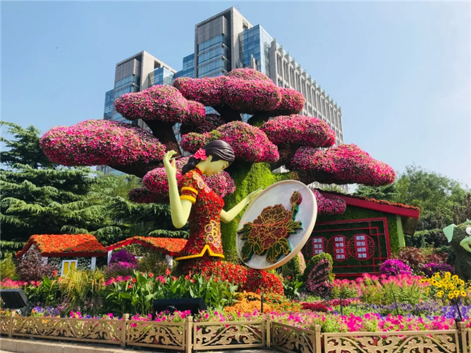 國慶立體花壇北京東單路口東北角“中華美德”-公眾號子英畫畫01.jpg